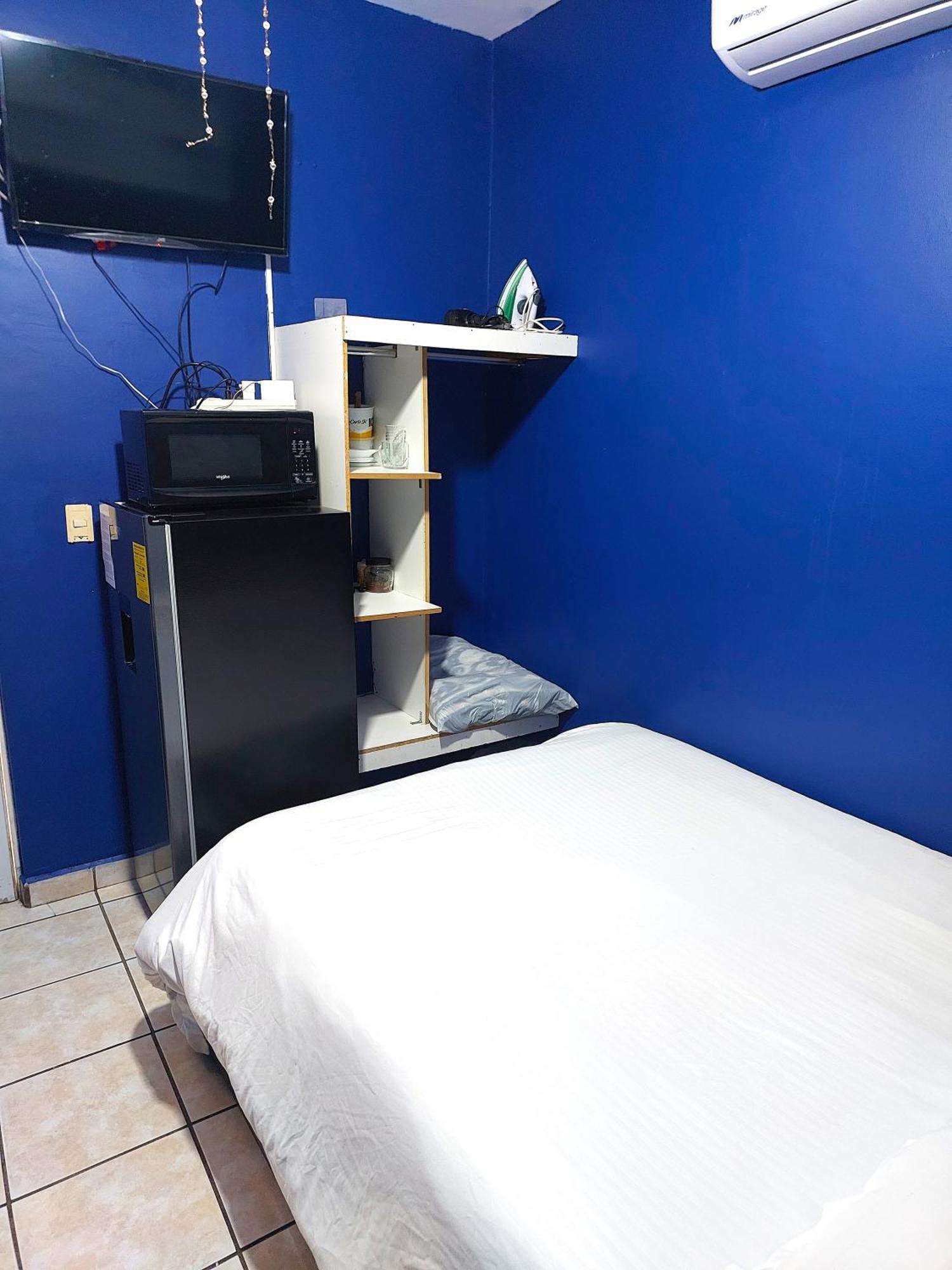Habitacion 11 Independiente Con Mucha Privacidad ,Cerca Del Consulado , Cas , A 200 Mts Del Vado Del Rio エルモシヨ エクステリア 写真